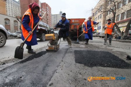 В Челябинске готовятся к ямочному ремонту