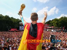 Немцы раскололи кубок чемпионата мира