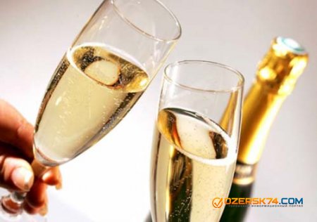 Эксперты не рекомендуют пить крымское шампанское