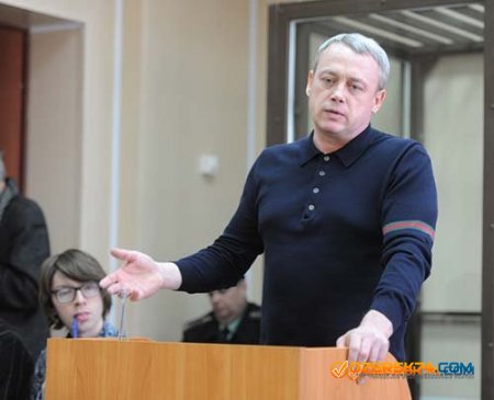 Свидетель Тарасов заявил, что отдал Калинину с Зюсем похищенные деньги, но через час про это забыл