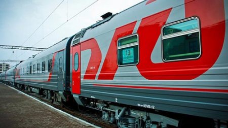 Пять дополнительных поездов повезут южноуральцев на летний отдых к Черному морю