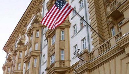 На пороге ядерной войны: американские дипломаты в России пакуют чемоданы