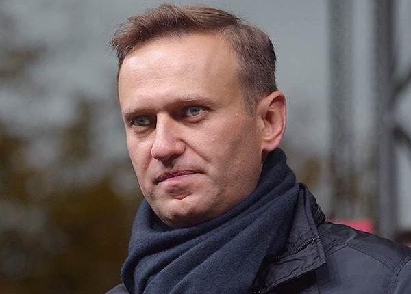 Оппозиционер Навальный обвинил кандидатов в президенты в подделке подписей
