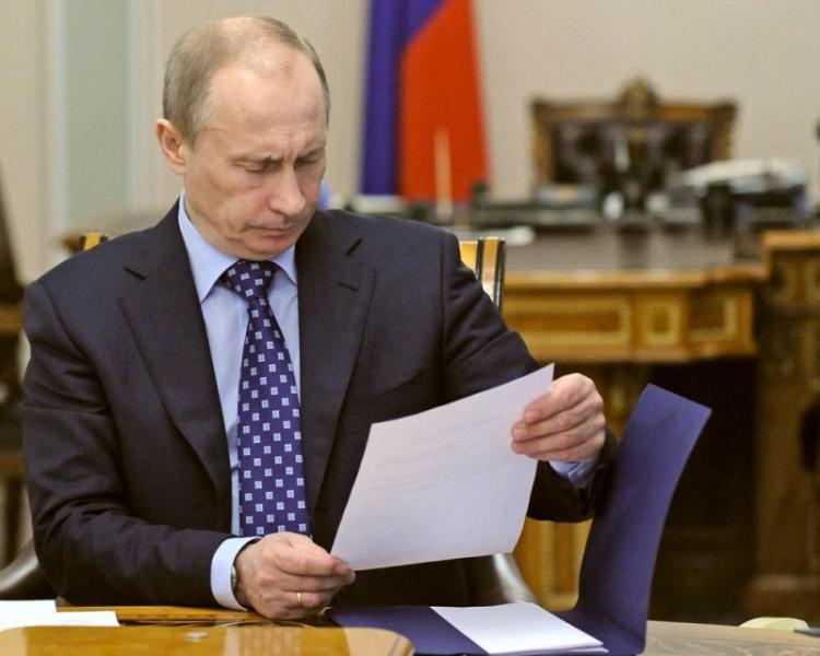 Кремль просит не обращаться к Путину по поводу пенсионной реформы