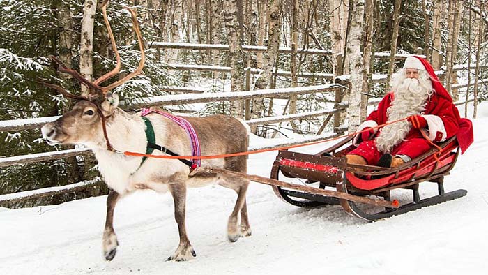 Дед Мороз уже готовит сани для поездки в Челябинск
