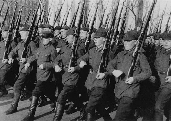 Как Троцкий модернизировал Красную Армию