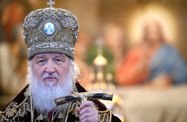 Патриарх Кирилл призвал не ходить в храмы