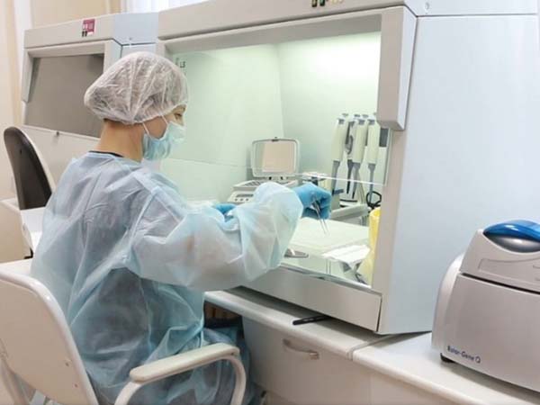 У нескольких россиян, официально не болевших коронавирусом, нашли антитела к нему