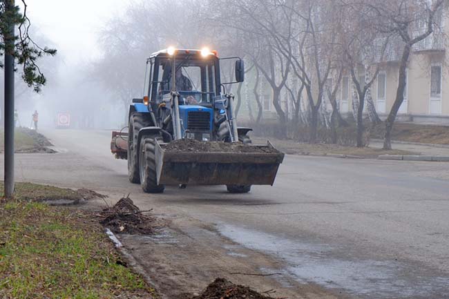 Евгений Щербаков потребовал жестко контролировать, как идет уборка улиц