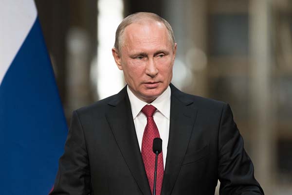 Кто распространил слухи о болезни Путина, рассказал политолог
