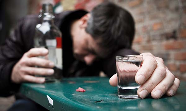 Стало известно, сколько пьют в России и когда снизят продажи алкоголя