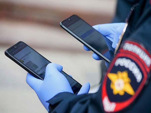 Полиция хочет получить доступ к телефонным контактам россиян