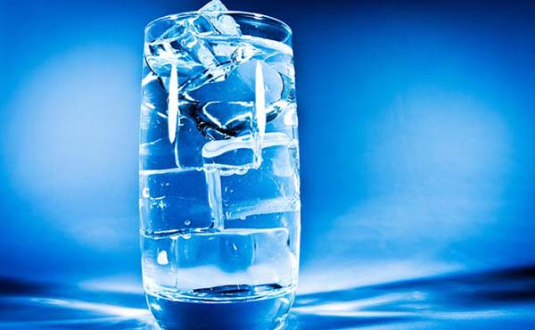 Доктор Мясников объяснил, сколько нужно пить воды
