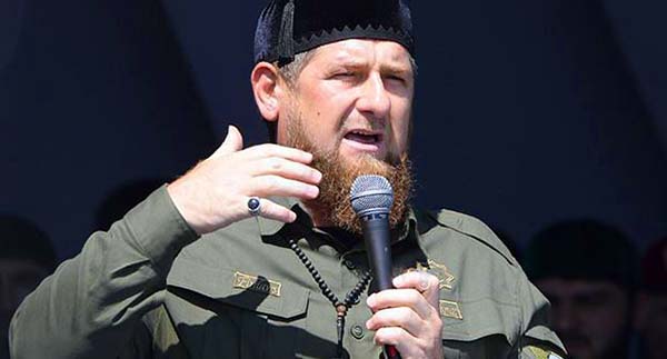 От Рамзана Кадырова потребовали продолжить возглавлять Чечню
