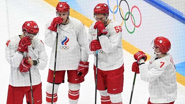 Сборную России отстранили от участия в международных хоккейных соревнованиях