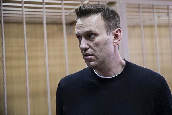 Обвинение запросило для Навального 13 лет колонии