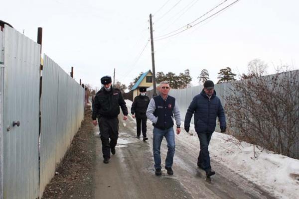 Сотрудники полиции Озерска провели оперативно-профилактическое мероприятие «Сад-гараж»