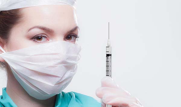 Специалисты считают, что пришло время задуматься о возобновлении прививок от оспы