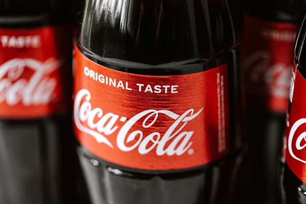 Coca-Cola объявила о прекращении производства и продаж напитков в России