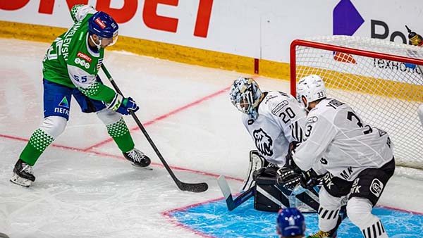 Хоккеисты челябинского «Трактора» потерпели гостевое поражение в чемпионате КХЛ