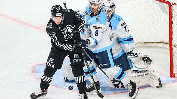 Хоккеисты «Трактора» завершили домашнюю серию матчей победой над «Сибирью»