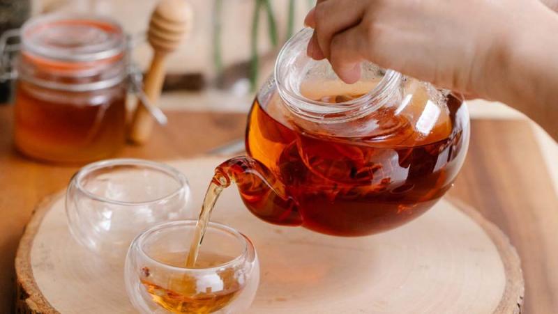 Диетолог рассказала, какой чай опасен для здоровья