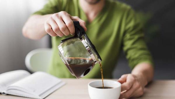 Сколько чашек кофе или чая можно пить в день «сердечникам»
