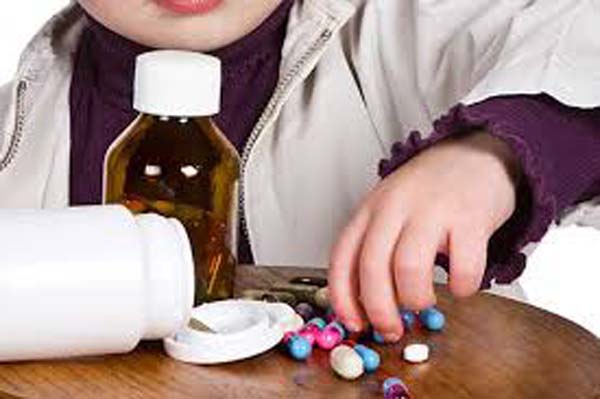 Педиатр назвала опасные для детей лекарства