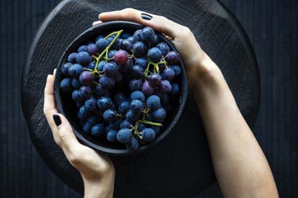 В Роспотребнадзоре заявили, что виноград поможет сохранить зрение в старости